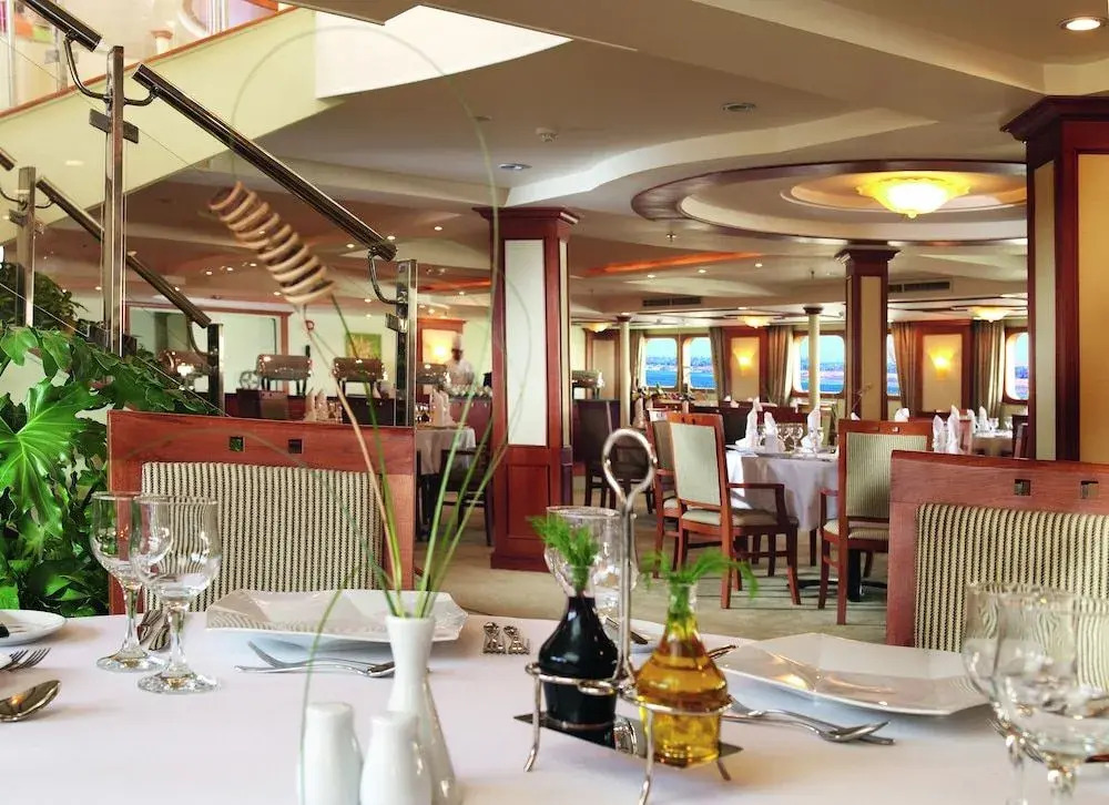 Mövenpick Royal Lotus Nile Cruise, Every Monday Four Nights From Luxor, Every Friday Three Nights From Aswan - Including Excursions & Sightseeing