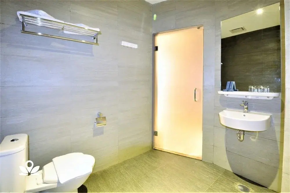 ZEN Rooms Duta Merlin