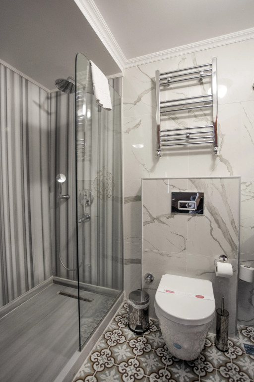 Rose Garden Suites