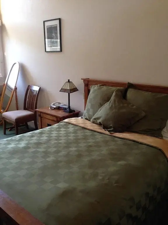 Fairfax Inn