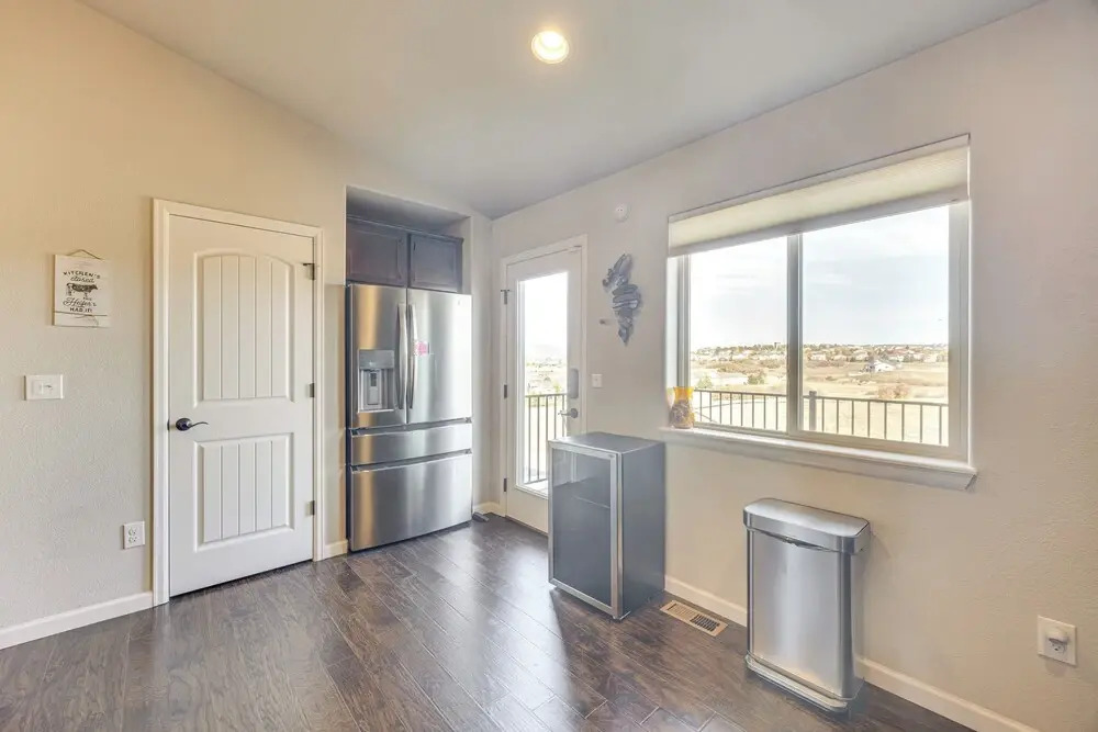 8 Mi to Usafa! Townhome w/ Game Room & Backyard