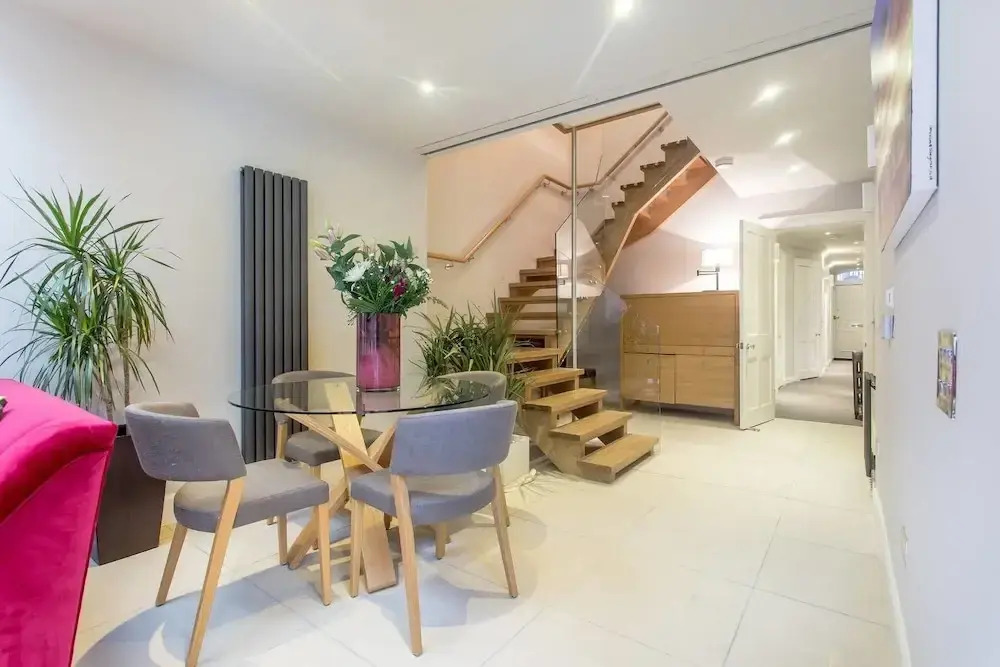 Wall Street Journal Featured 3bed/3bath Apartment