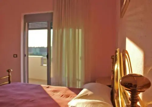 Gurguri Hotel