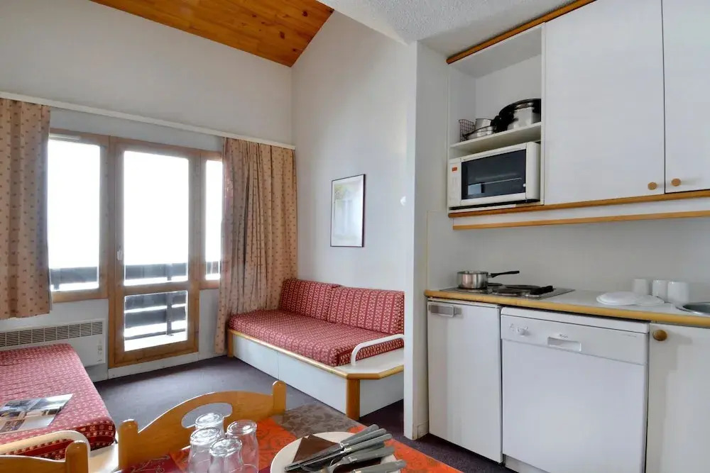 Belle Plagne Apartment With 2 Rooms for 5 People of 30m2 Cal503