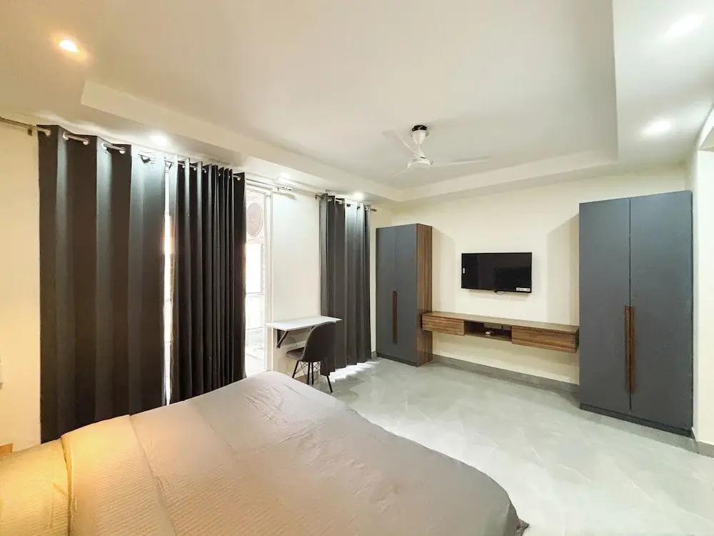 Housr Sector 45 Gurgaon Near Huda City