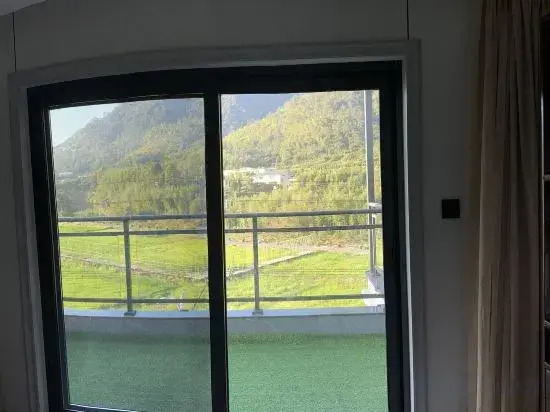 Zhixiju Pillow Water Homestay