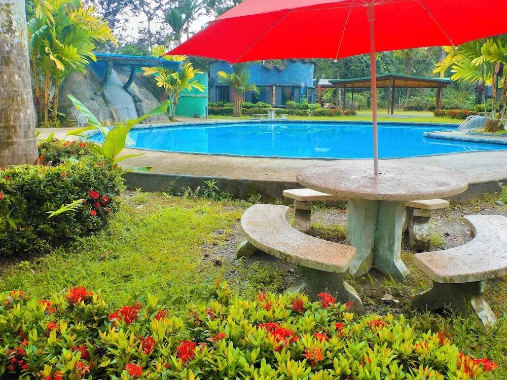 Puerto Quito Lodge - MonPar