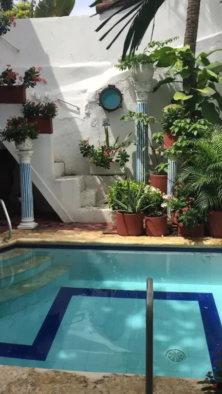 Colonial Guest House Walled City