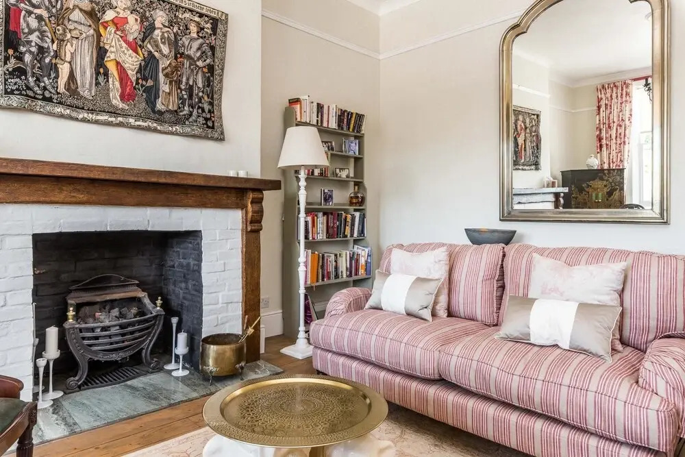 NEW Luxury 1BD Flat in Heart of Kensington Olympia
