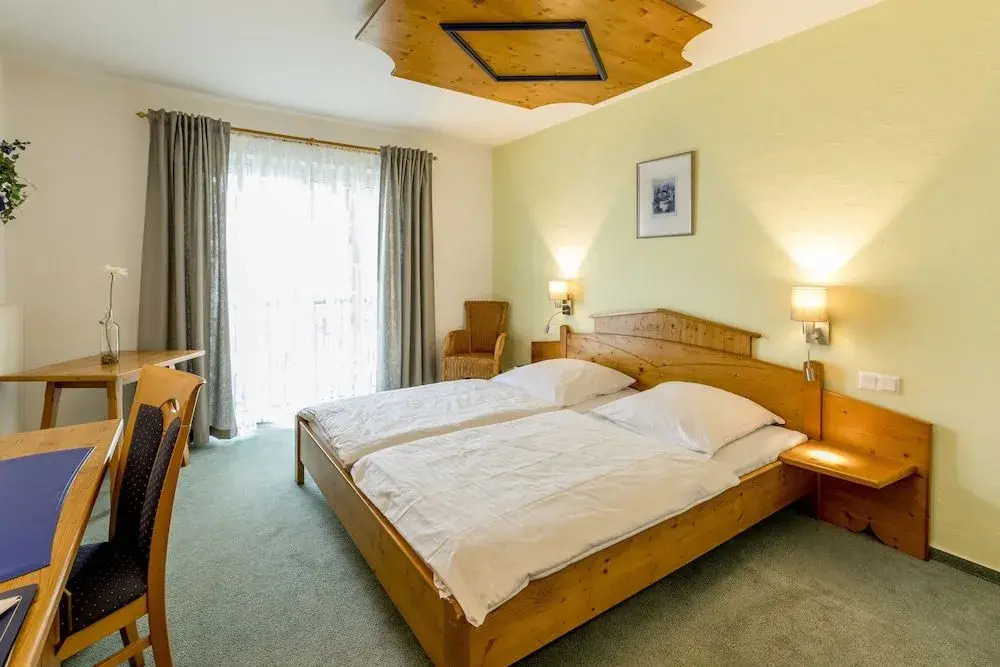 Seehof Hotel am Aartalsee