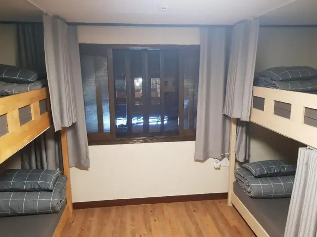 Able Guesthouse Hongdae 2