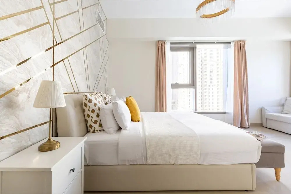 Sophisticated 2BR in Dubai Marina - Your Dream Destination!