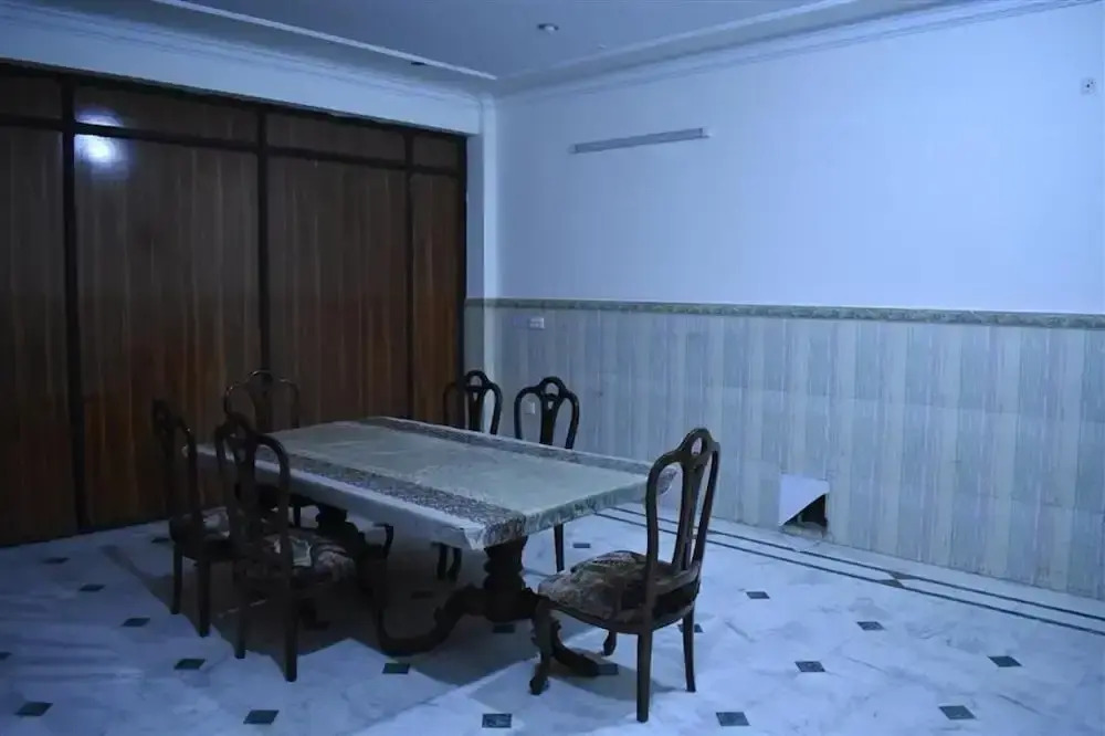 Hotel Afandi
