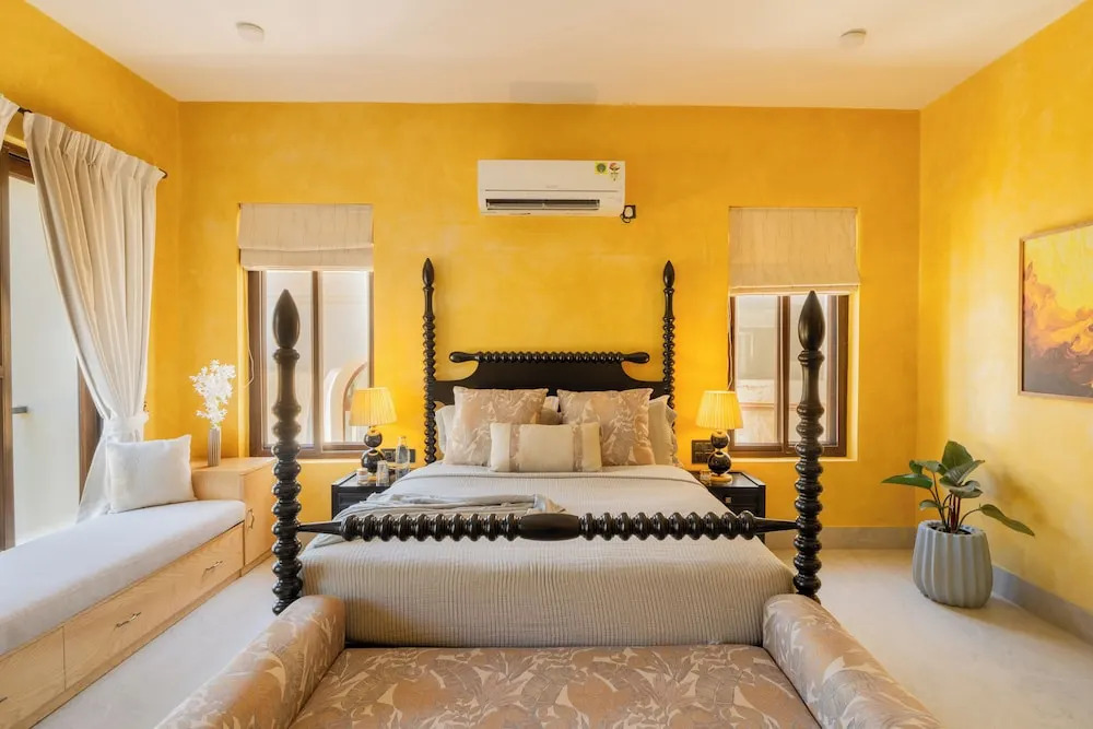 ELIVAAS Villa Paraiso 4 BHK with Pool & Bar