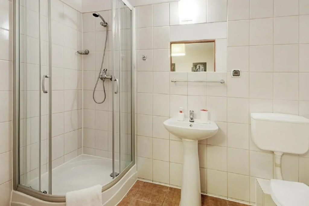 IRIS Aparthotel