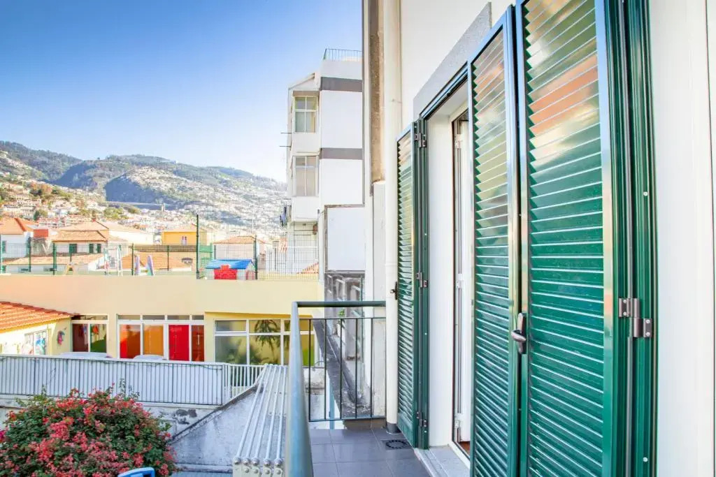 Capuchinhas & Harmony Apartments