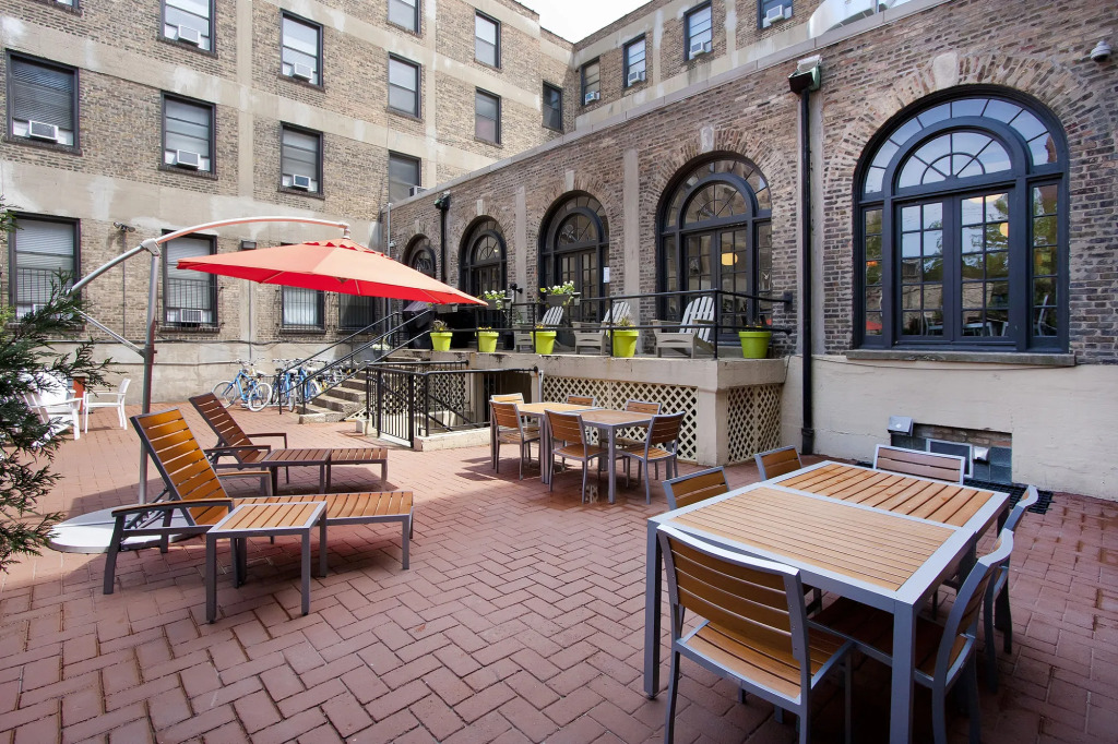 Chicago Getaway Hostel