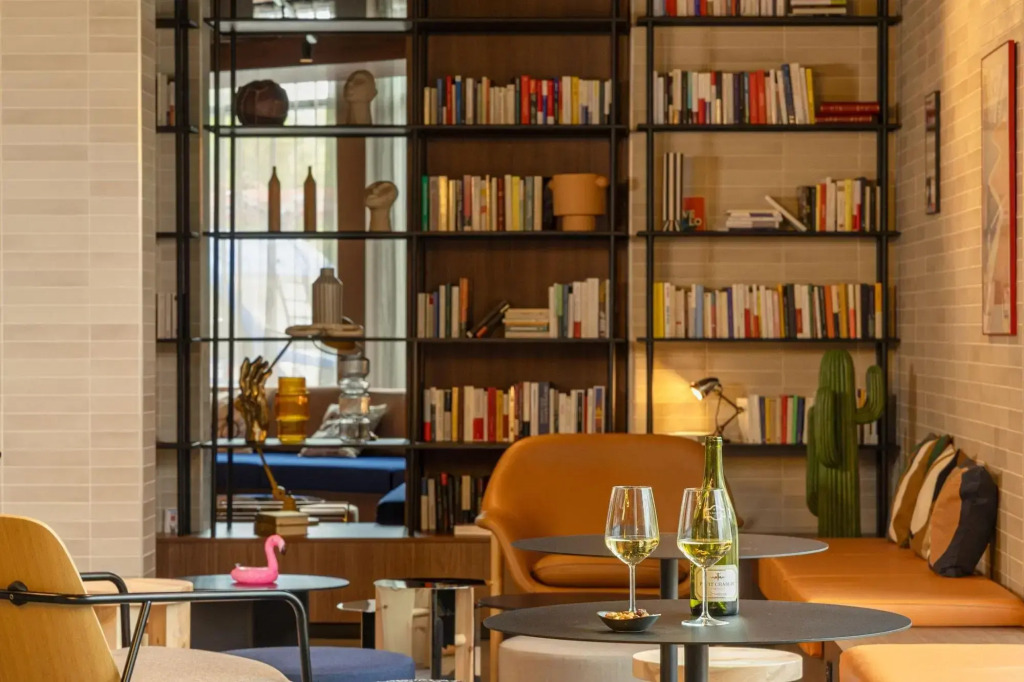 Moxy Paris Clamart