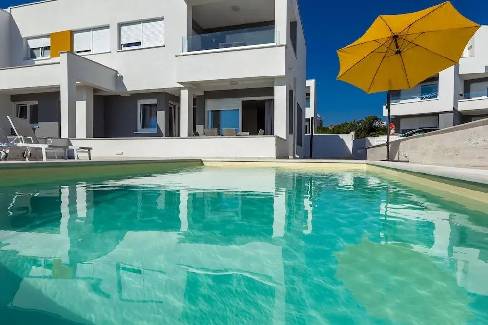 Pool Apartments Villa Dalia