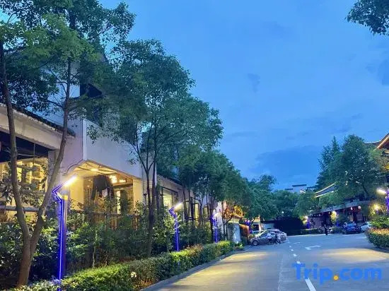 wuyaun laojie house