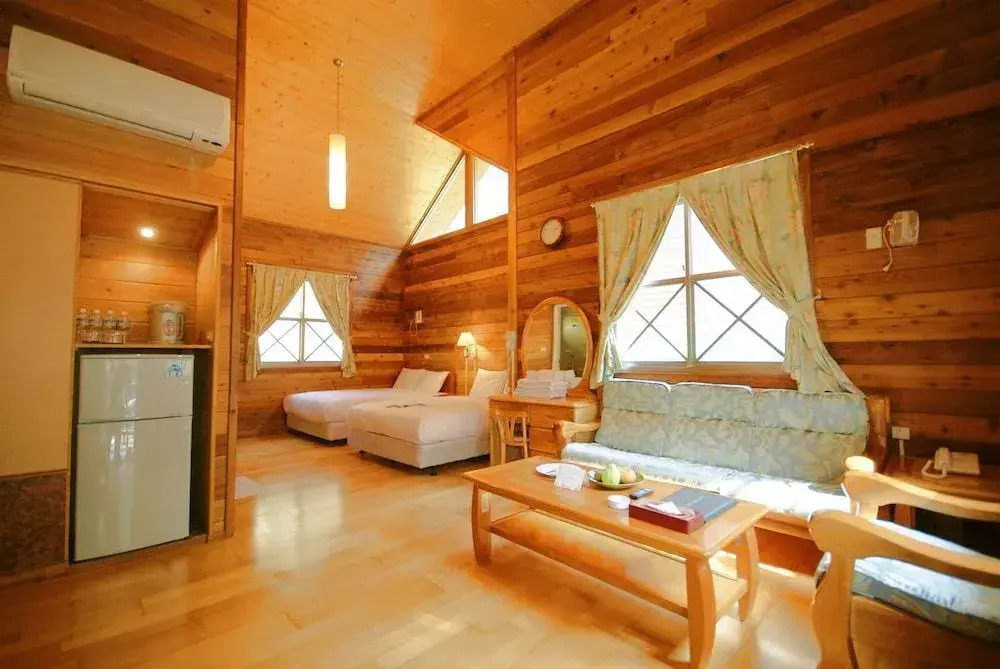 台糖柳營尖山埤 Liuying Jianshanpi Resort