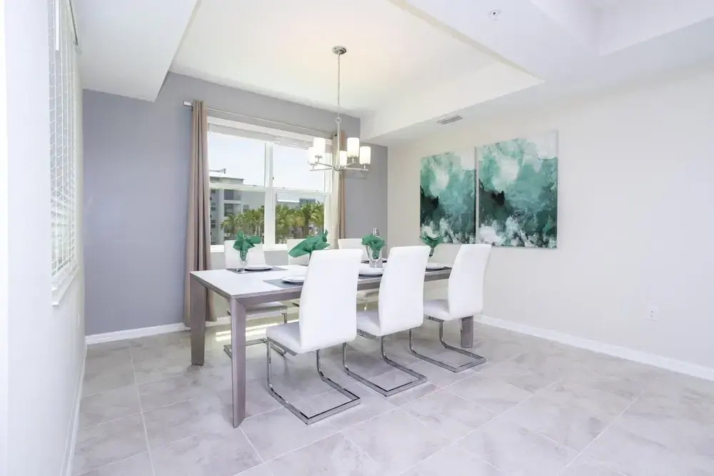 Stunning 2 Bd Close to Disney Storey Lake 203 3180