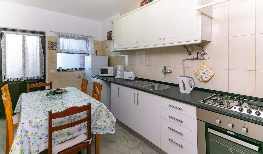 C13 - Belavista 3 Bed Apartment