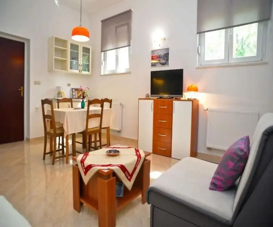 Apartments Divna