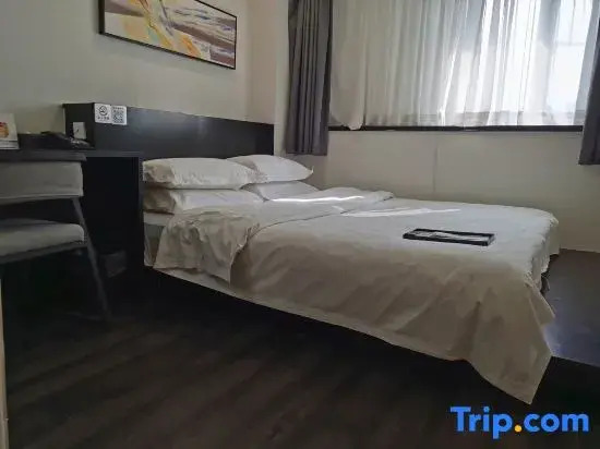 Ripple Hotel(Yantai University Wanxianghui Branch)