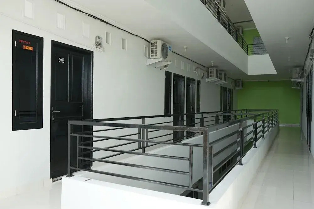 SPOT ON 2330 Pondok Grand Mamoa