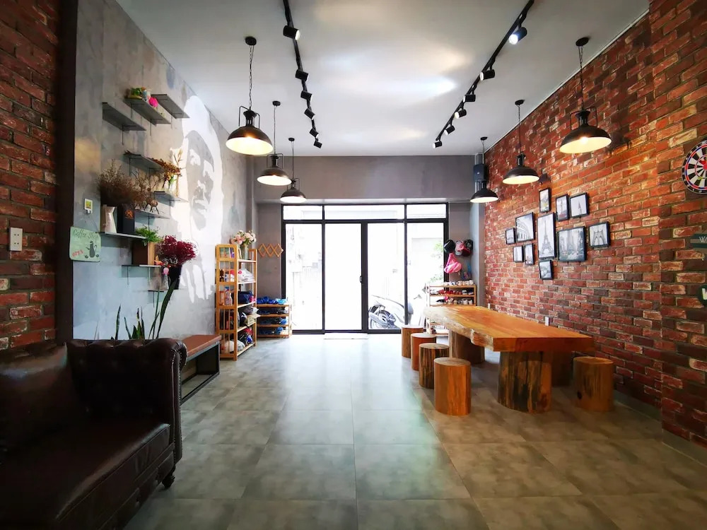 Dalat Che House