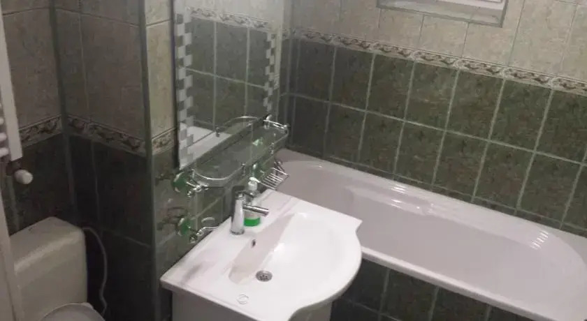 Apartament Rosu