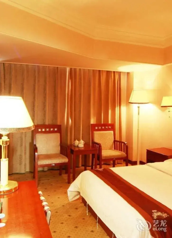 Yixing Hotel