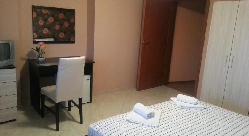 Hristovi Apartments & Studios