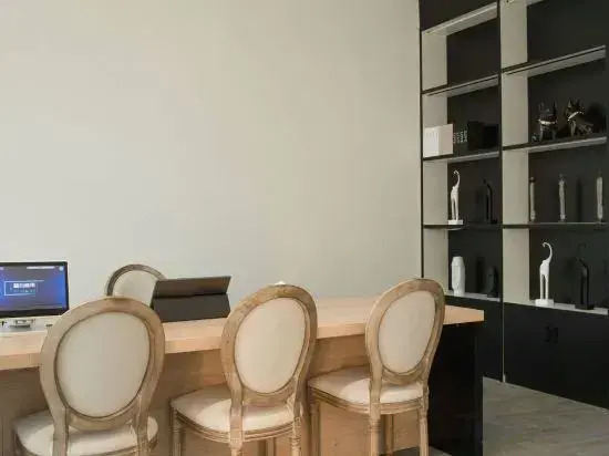 Xiangcheng Mo City Hotel (Shibiao)