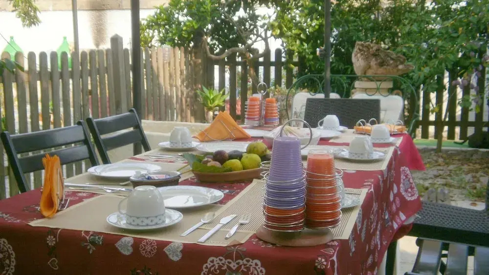 Studio in Nociglia, With Enclosed Garden and Wifi - 20 km From the Bea