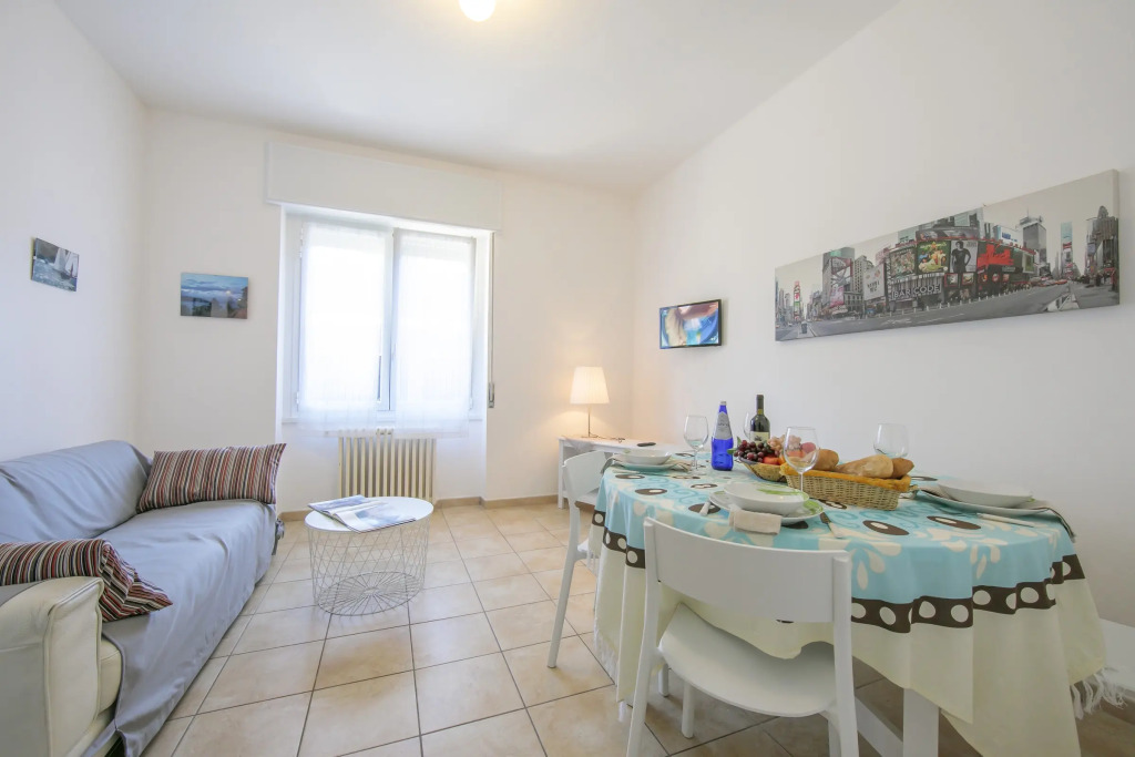 Casa Al Caprifoglio 600 Mt From Beach