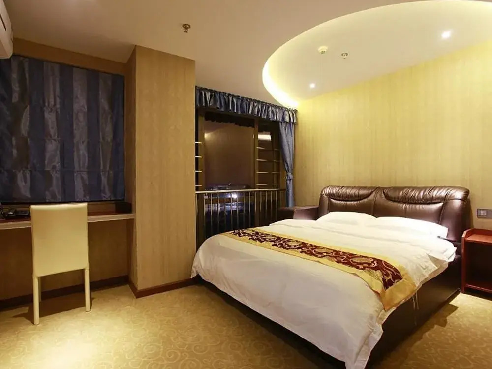 Chongqing 520 Fengqing Hotel