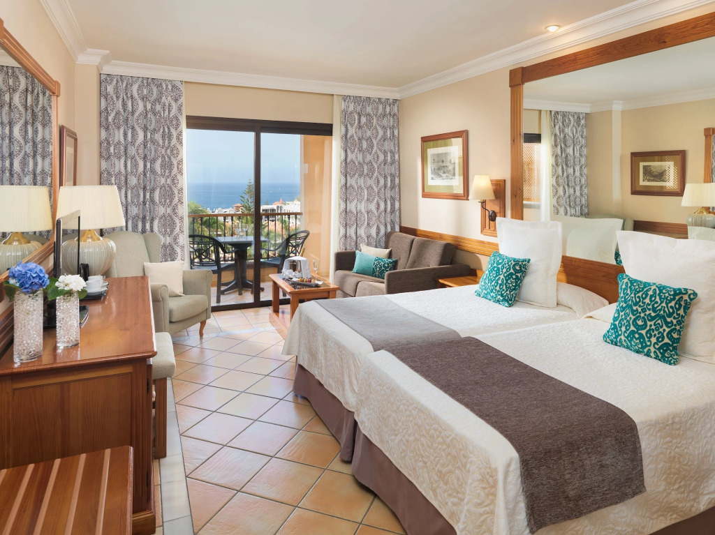 GF GRAN COSTA ADEJE*****