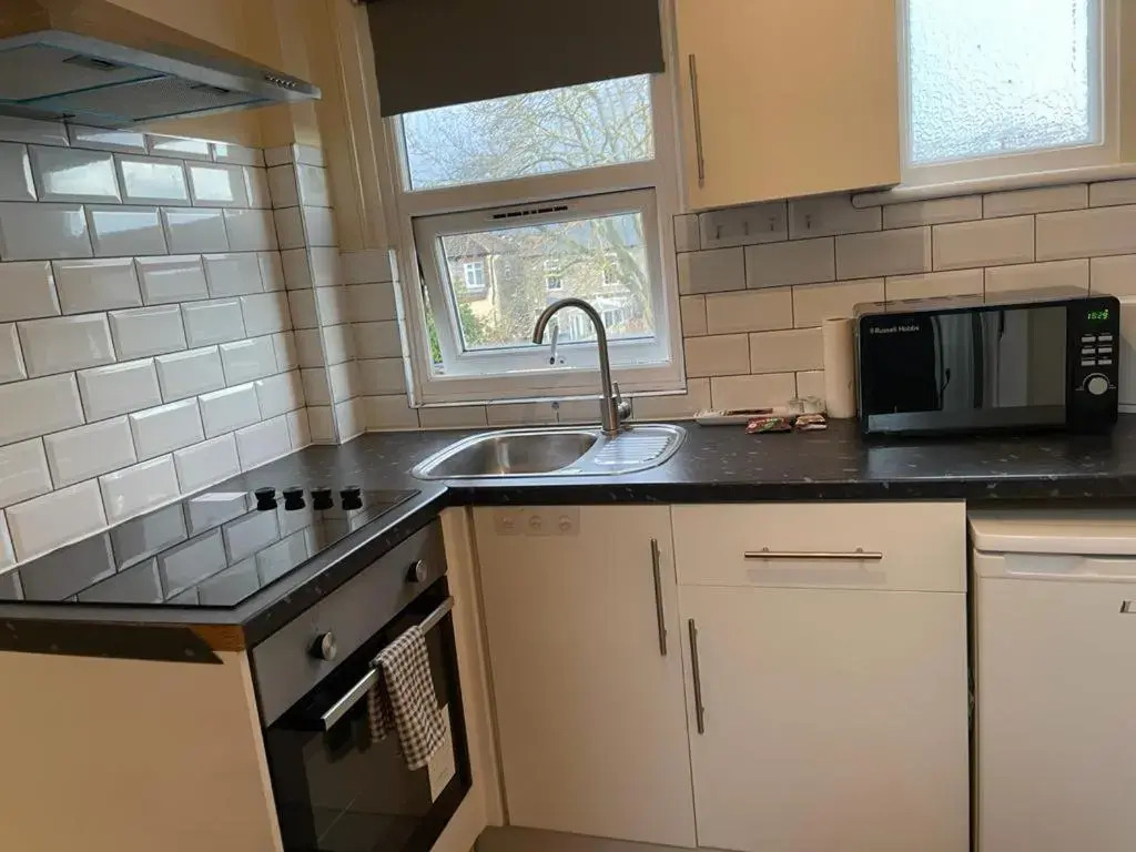Anazing Studios 2 - North East London - Chingford