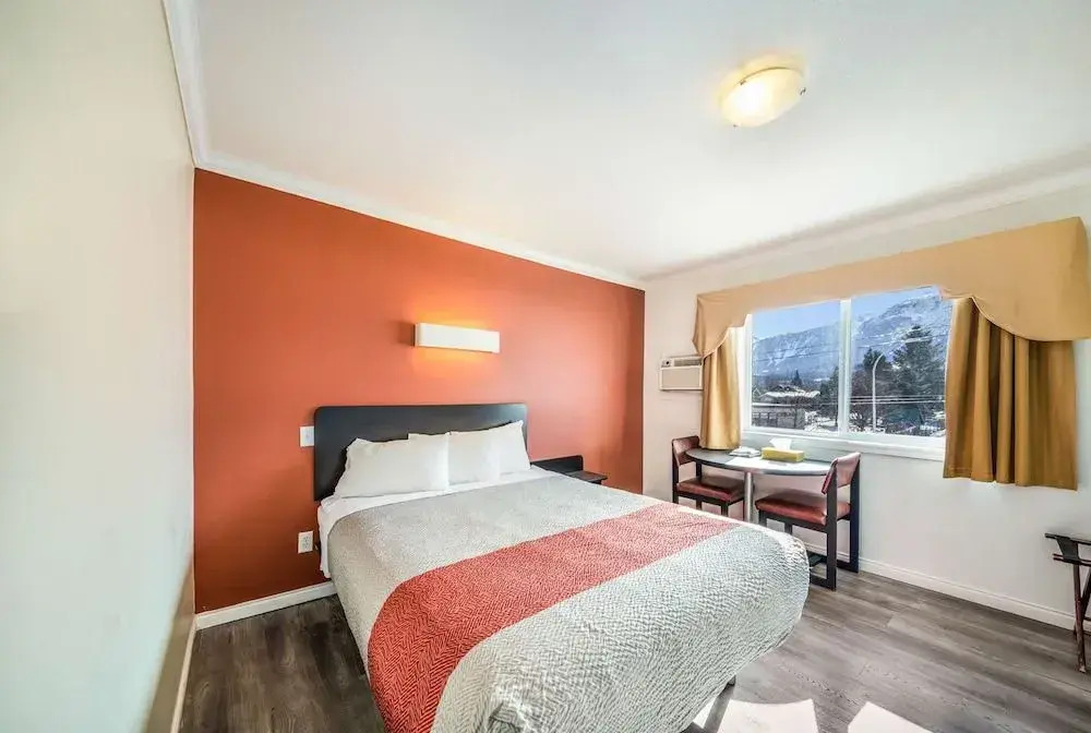 Gravity Haus Revelstoke