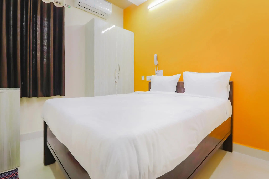 OYO 79369 sri balaji luxary rooms