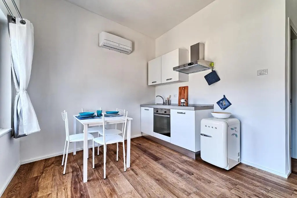 Marina Apartments