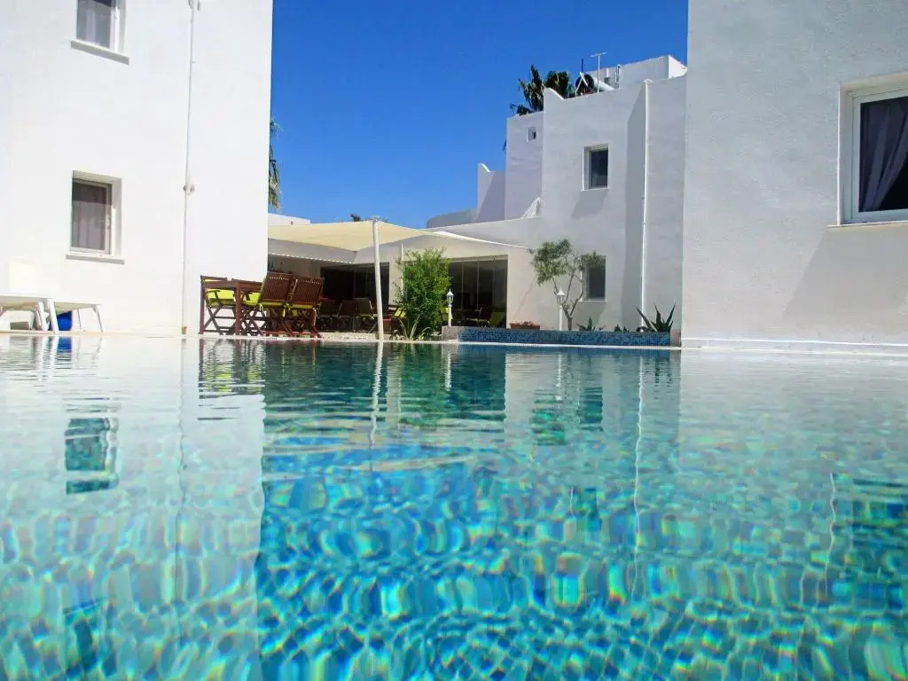 Canna Garden Hotel