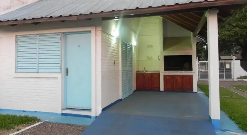 Los Pinos Bungalows