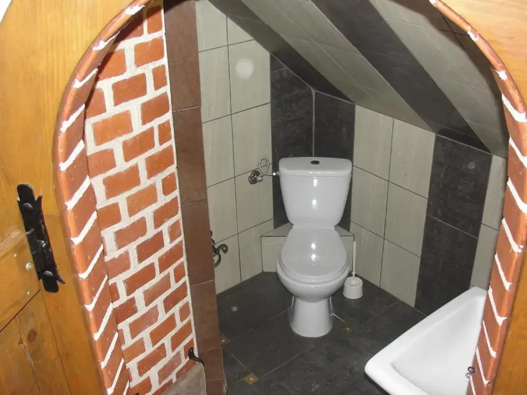 Pokoje i domki Saraceńska Chata