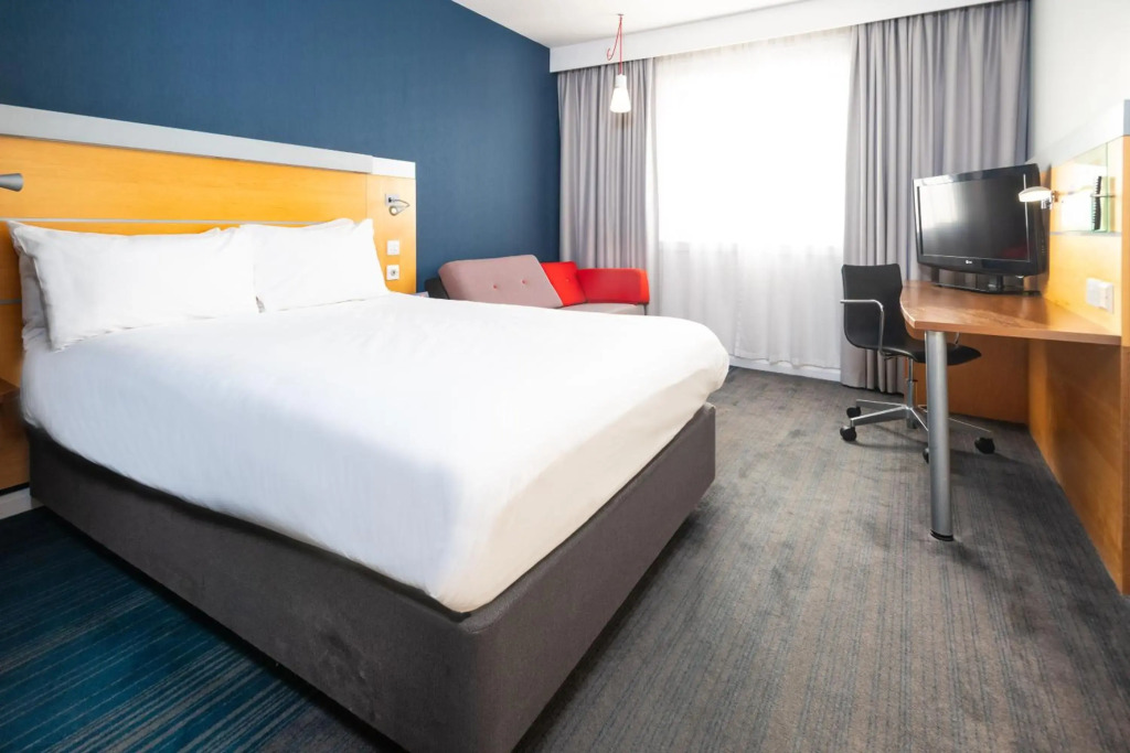 Holiday Inn Express Bedford by IHG