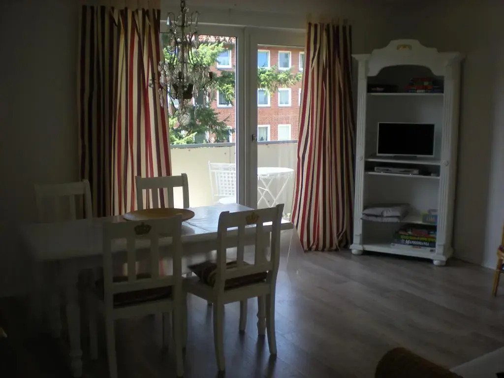 Helle Ferienwohnung im Roten Feld