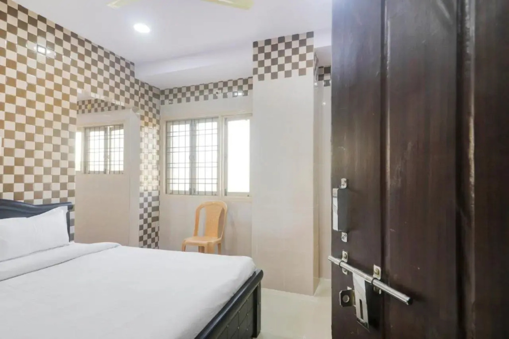 OYO 86305 Hotel Aroma Classic