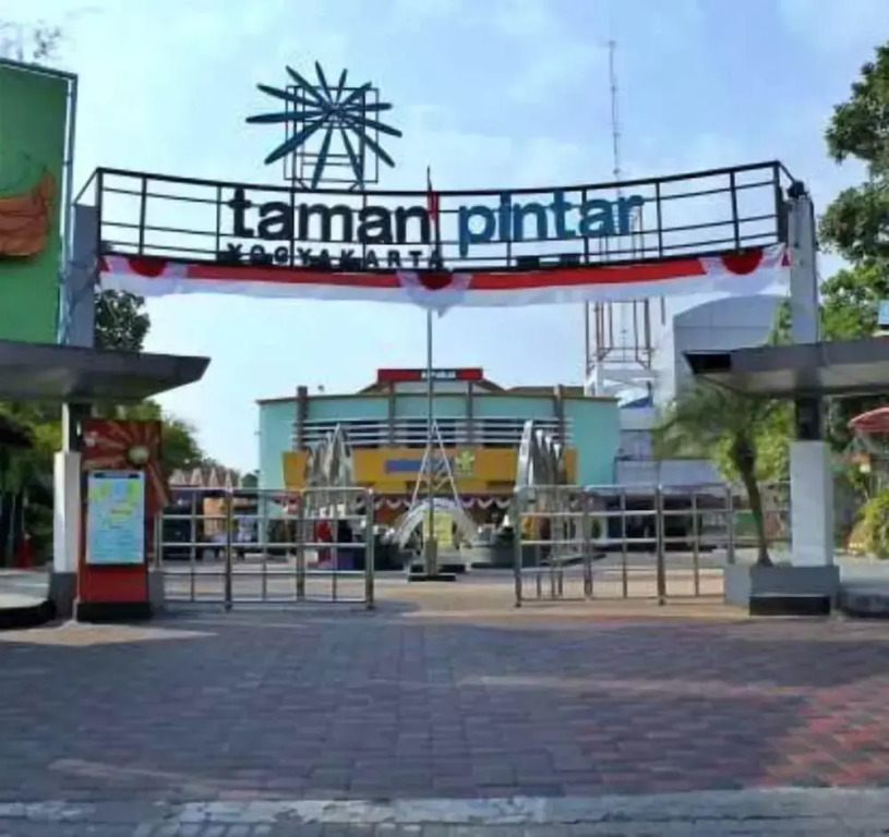 Royal Brongto Hotel